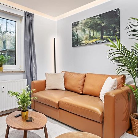 Edler Wohnraum Noble Stadtoase Mit Boxspringbett, Kaffeevollautomat, Lift & Parkplatz Chemnitz Ngoại thất bức ảnh