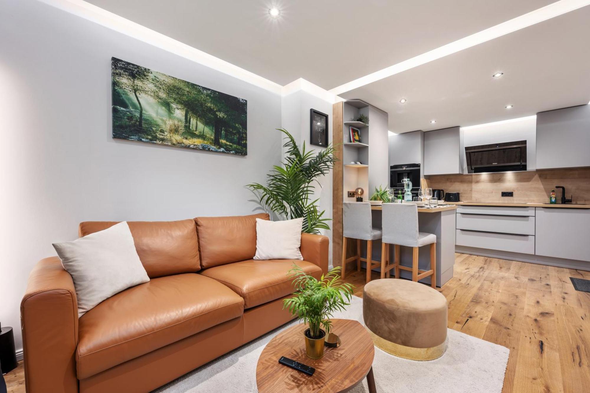 Edler Wohnraum Noble Stadtoase Mit Boxspringbett, Kaffeevollautomat, Lift & Parkplatz Chemnitz Ngoại thất bức ảnh