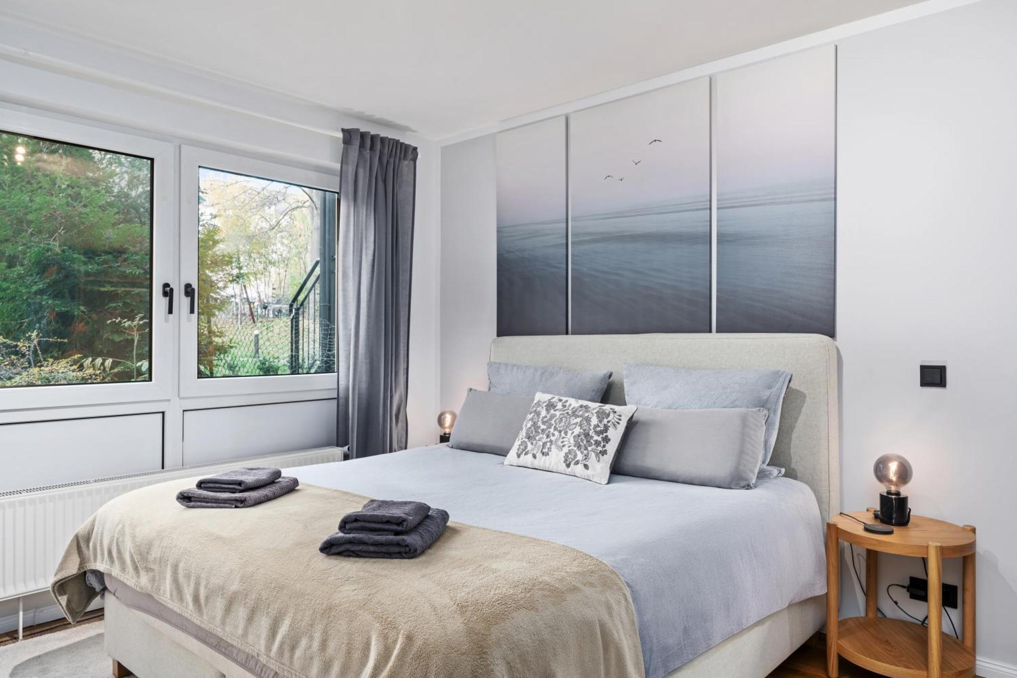 Edler Wohnraum Noble Stadtoase Mit Boxspringbett, Kaffeevollautomat, Lift & Parkplatz Chemnitz Ngoại thất bức ảnh